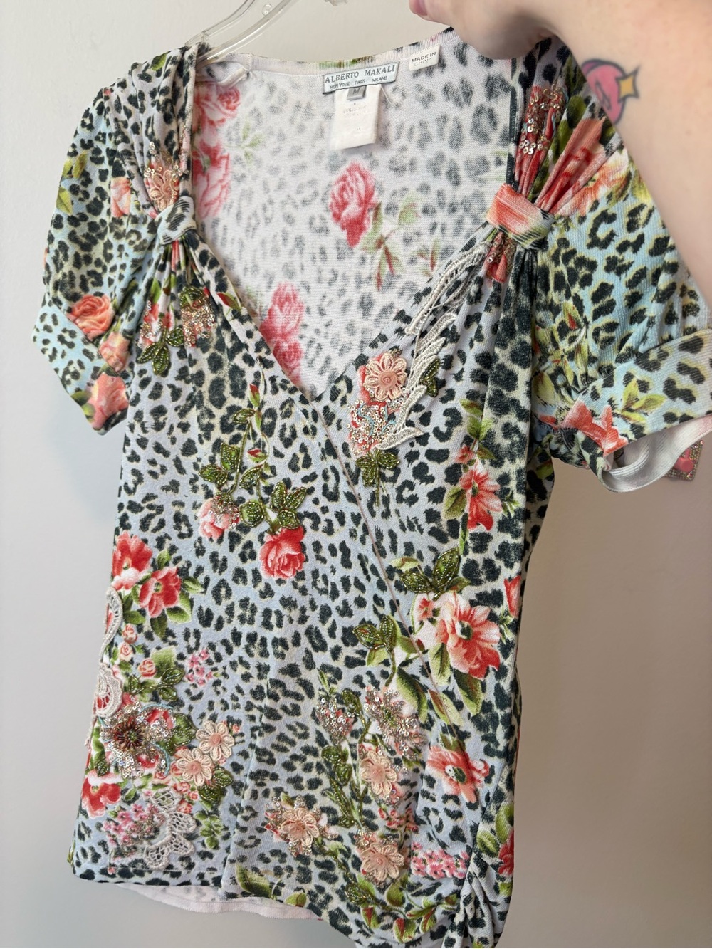 INSANE VTG Alberto Makali Floral Leopard Print V-Neck Top Beaded Sequin Sz M